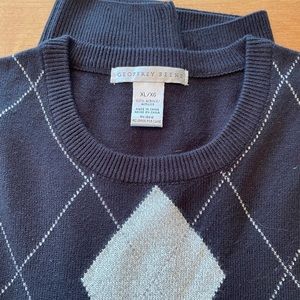 Casual sweater, size xl, very good condition.